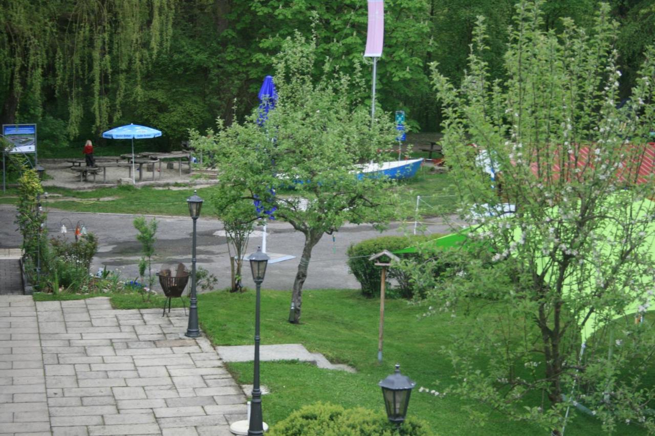 Krug'S Family Hostel Und Restaurant Weilheim in Oberbayern Eksteriør billede